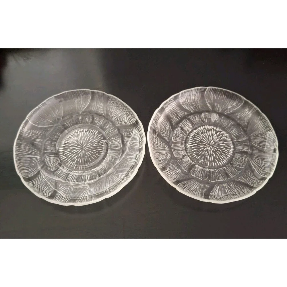 Set of 4 Arcoroc Fleur Clear Glass Cup Saucer Made in France 5 3/8